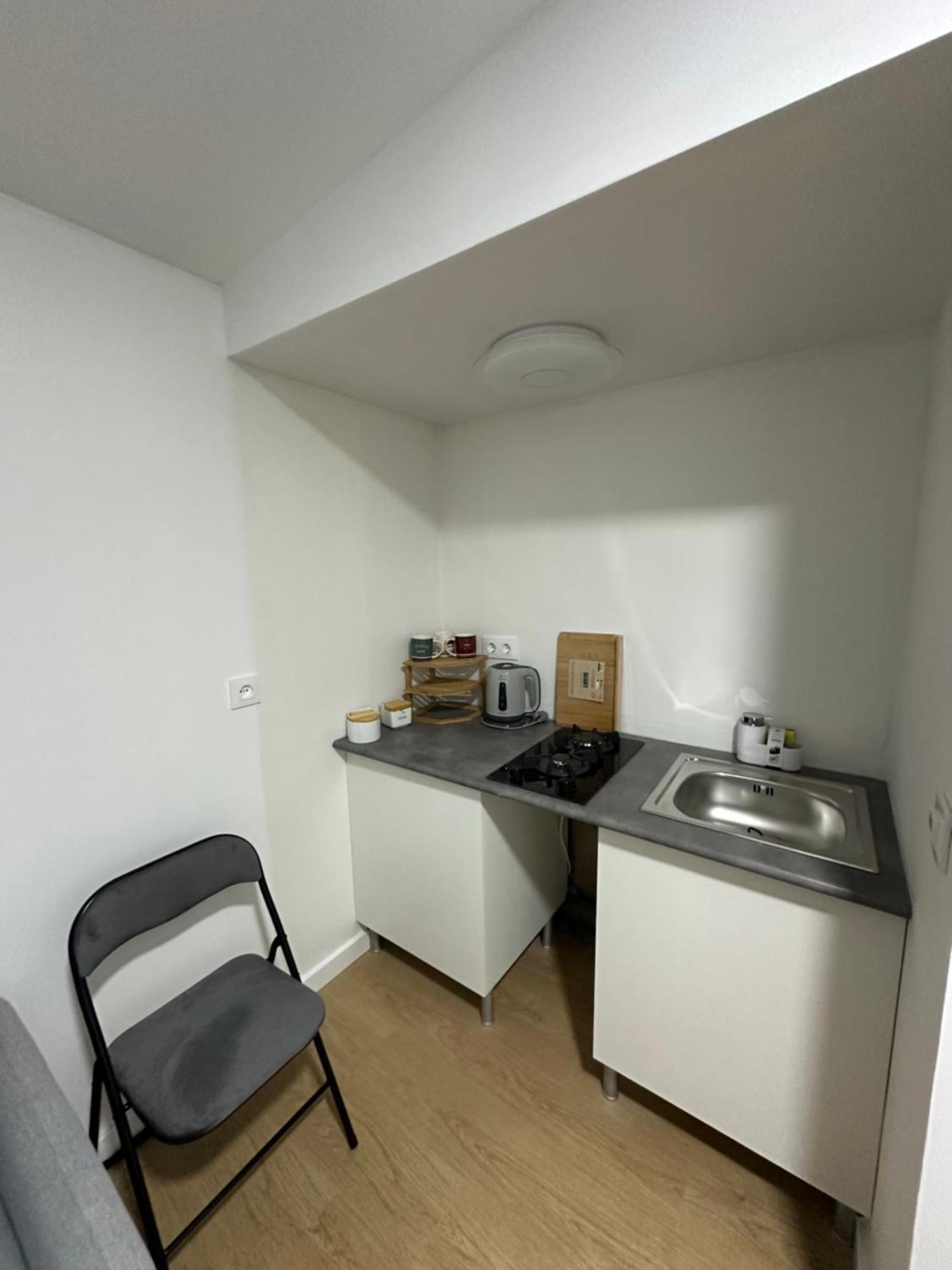 Апартаменты Alquilo Mini Departamento Сан-Бой-де-Льобрегат Экстерьер фото